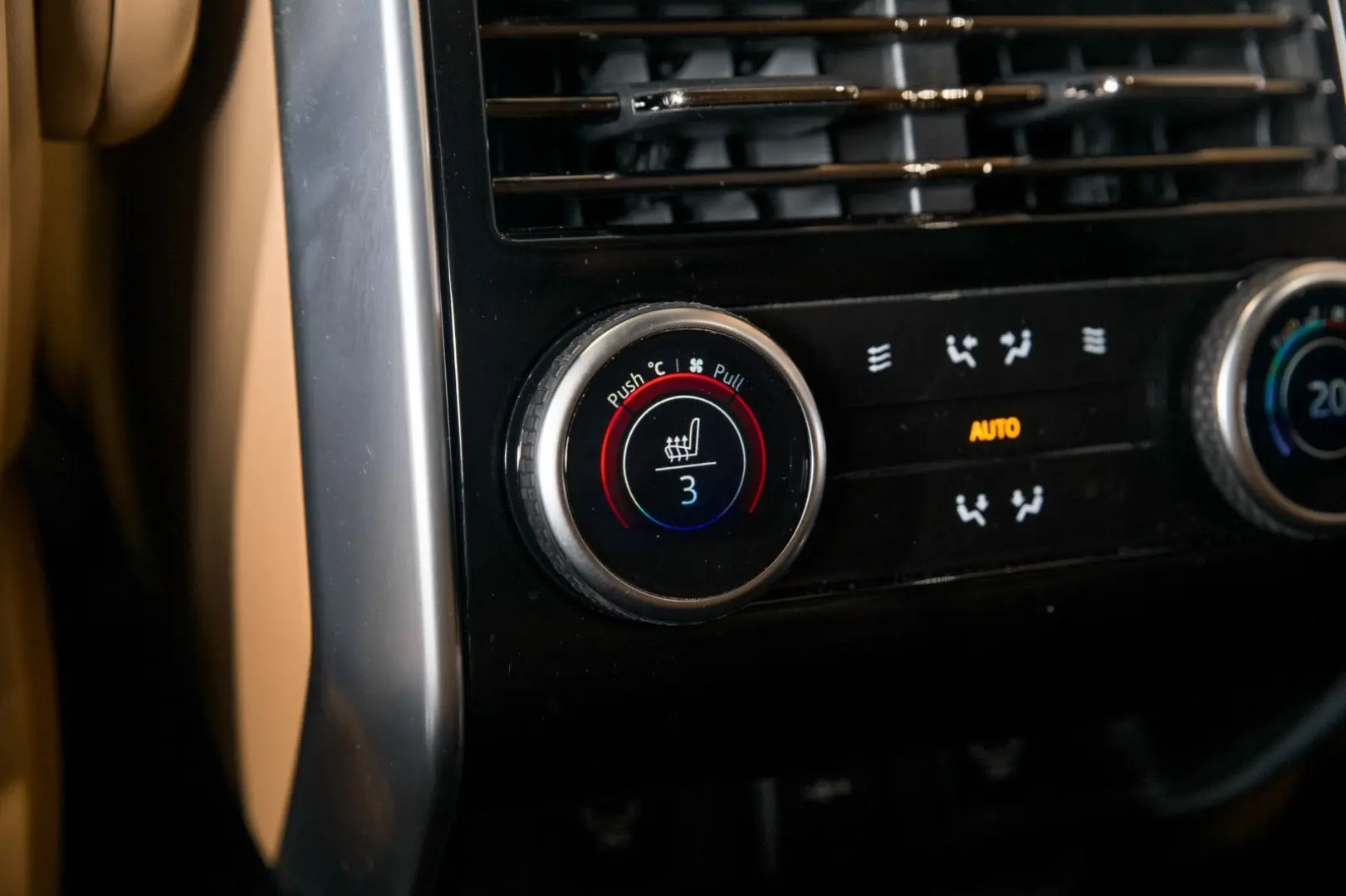 Range Rover P460e SE 24MY