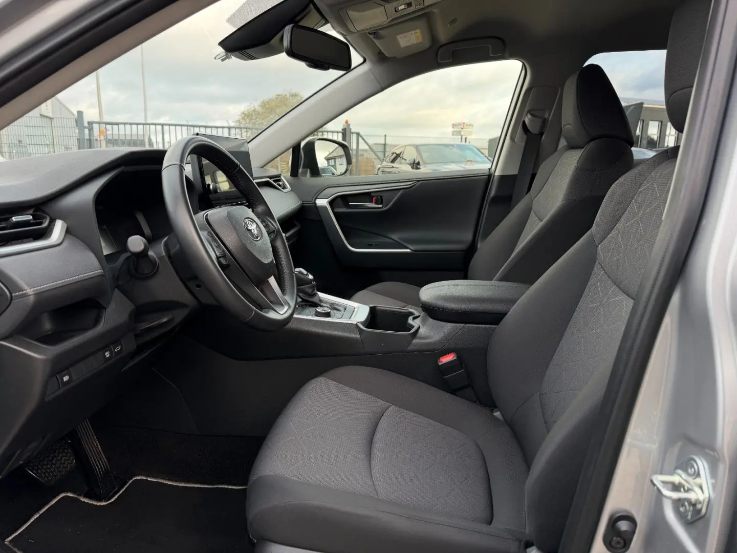 Rav4 2.5 Hybrid AWD  Facelift