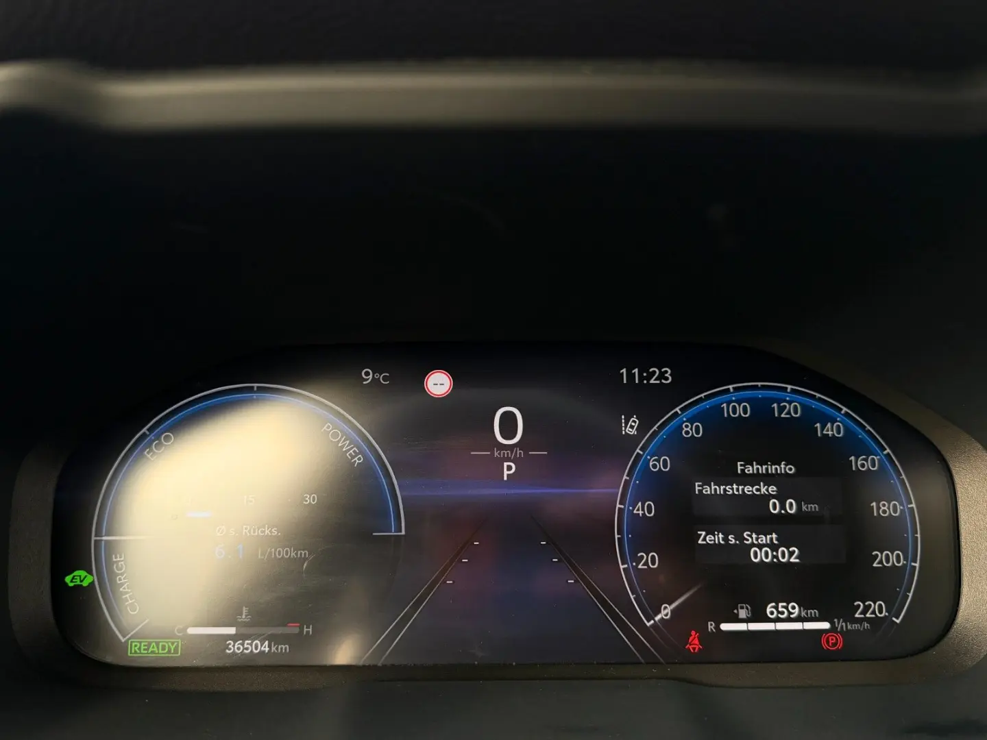 Rav4 2.5 Hybrid AWD  Facelift