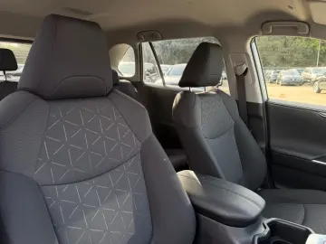 Rav4 2.5 Hybrid AWD  Facelift