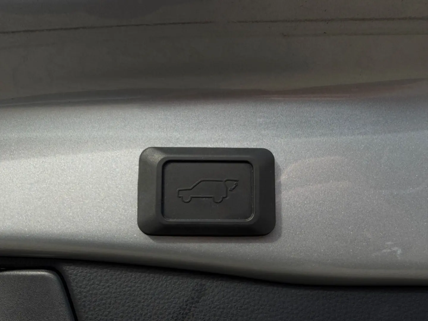 Rav4 2.5 Hybrid AWD  Facelift