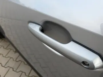 Rav4 2.5 Hybrid AWD  Facelift