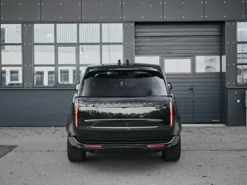 Range Rover P550e Autobiography SWB