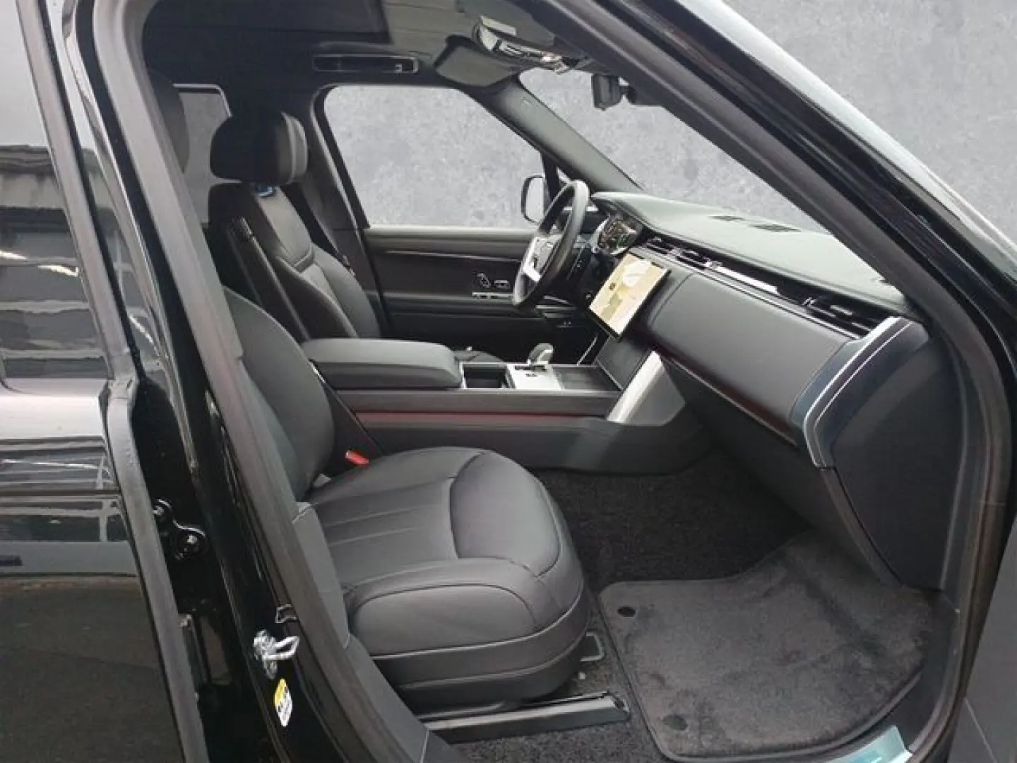 Range Rover P550e Autobiography AHK Shadow-Paket