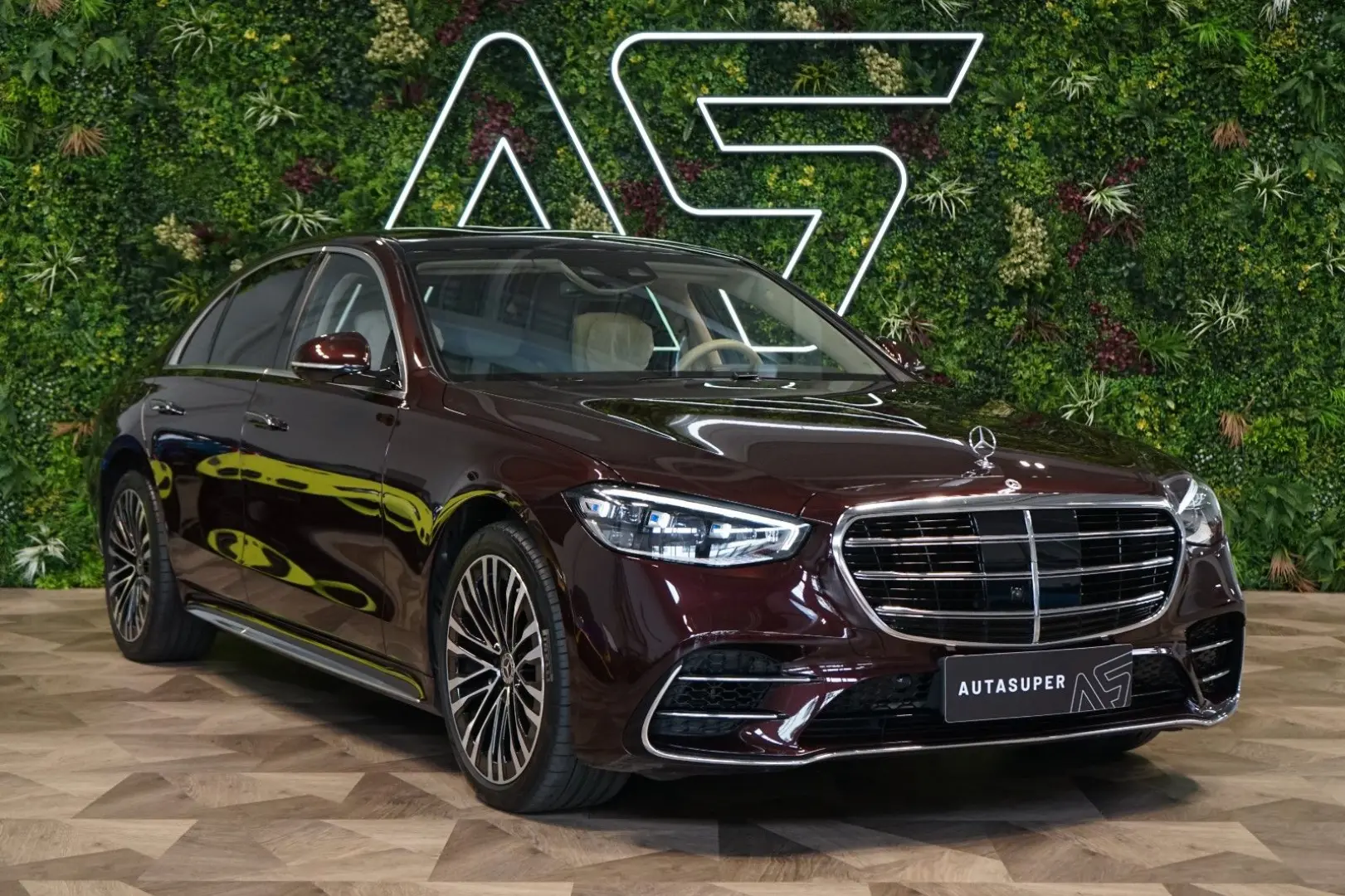 S580 4M PANO MASSAGE 360 BURM3D HUD