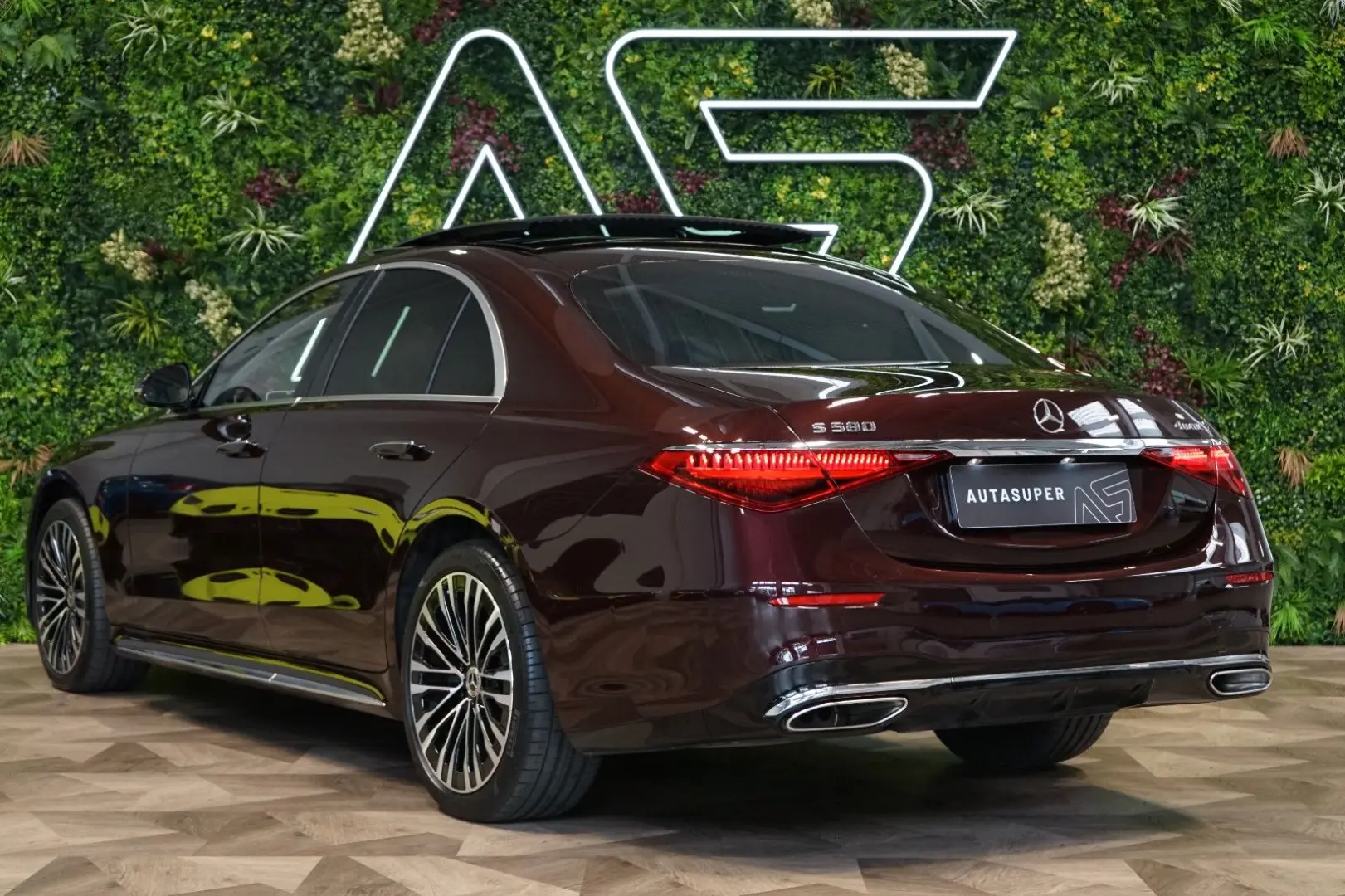 S580 4M PANO MASSAGE 360 BURM3D HUD