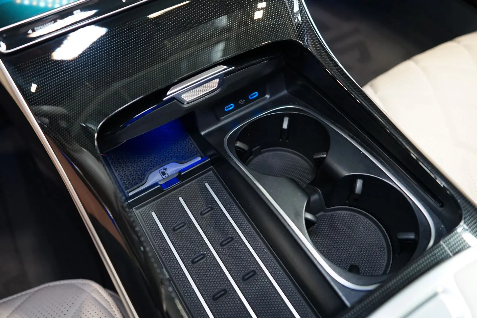 S580 4M PANO MASSAGE 360 BURM3D HUD