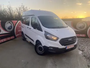 Ford Transit Custom Minibus  9 locuri  2020