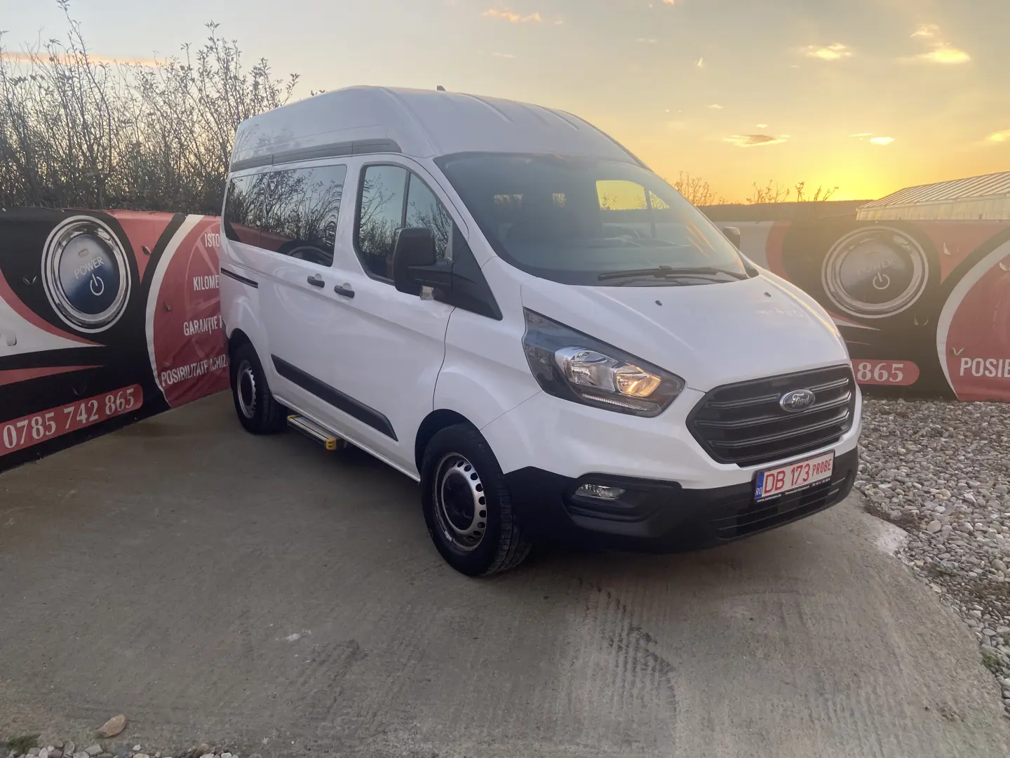 Ford Transit Custom Minibus  9 locuri  2020