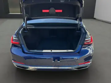 740d xDrive LASER HUD AKTIVSITZE 360  B&W 20