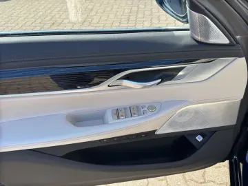 740d xDrive LASER HUD AKTIVSITZE 360  B&W 20