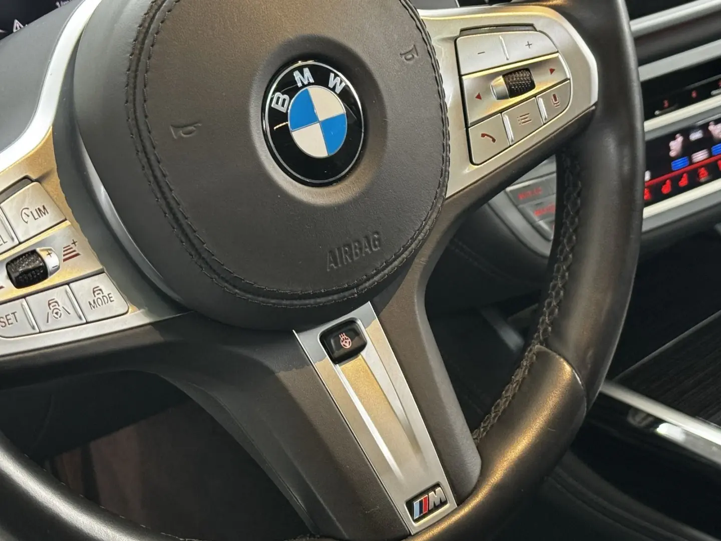 740 d xDrive LASER H&K SITZBELÜF. GD MASSAGE  TV