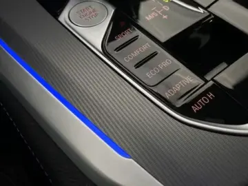 X5 xDrive40d xLine M-SPORTLENKRAD 360 HUD H K