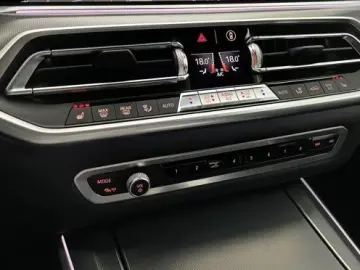 X5 xDrive40d xLine M-SPORTLENKRAD 360 HUD H K