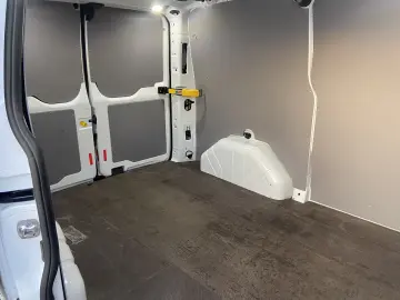 FORD TRANSIT CUSTOM  2020  181000km  L1-H1