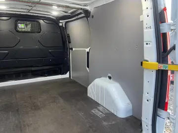 FORD TRANSIT CUSTOM  2020  181000km  L1-H1