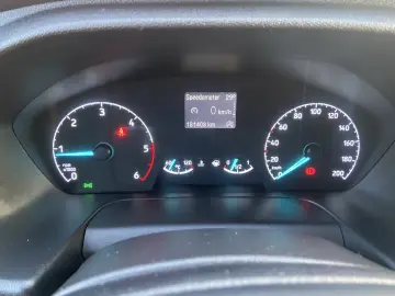 FORD TRANSIT CUSTOM  2020  181000km  L1-H1