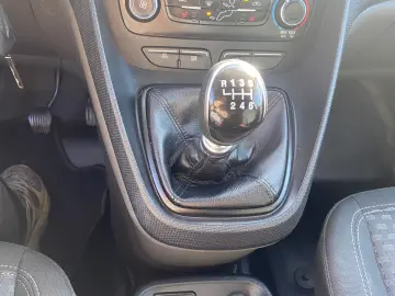 Ford Transit Connect  135.000km  garantie  rate