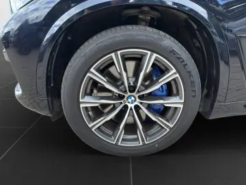 X5 xDrive40d 20    AHK   Harman Kardon   Pano