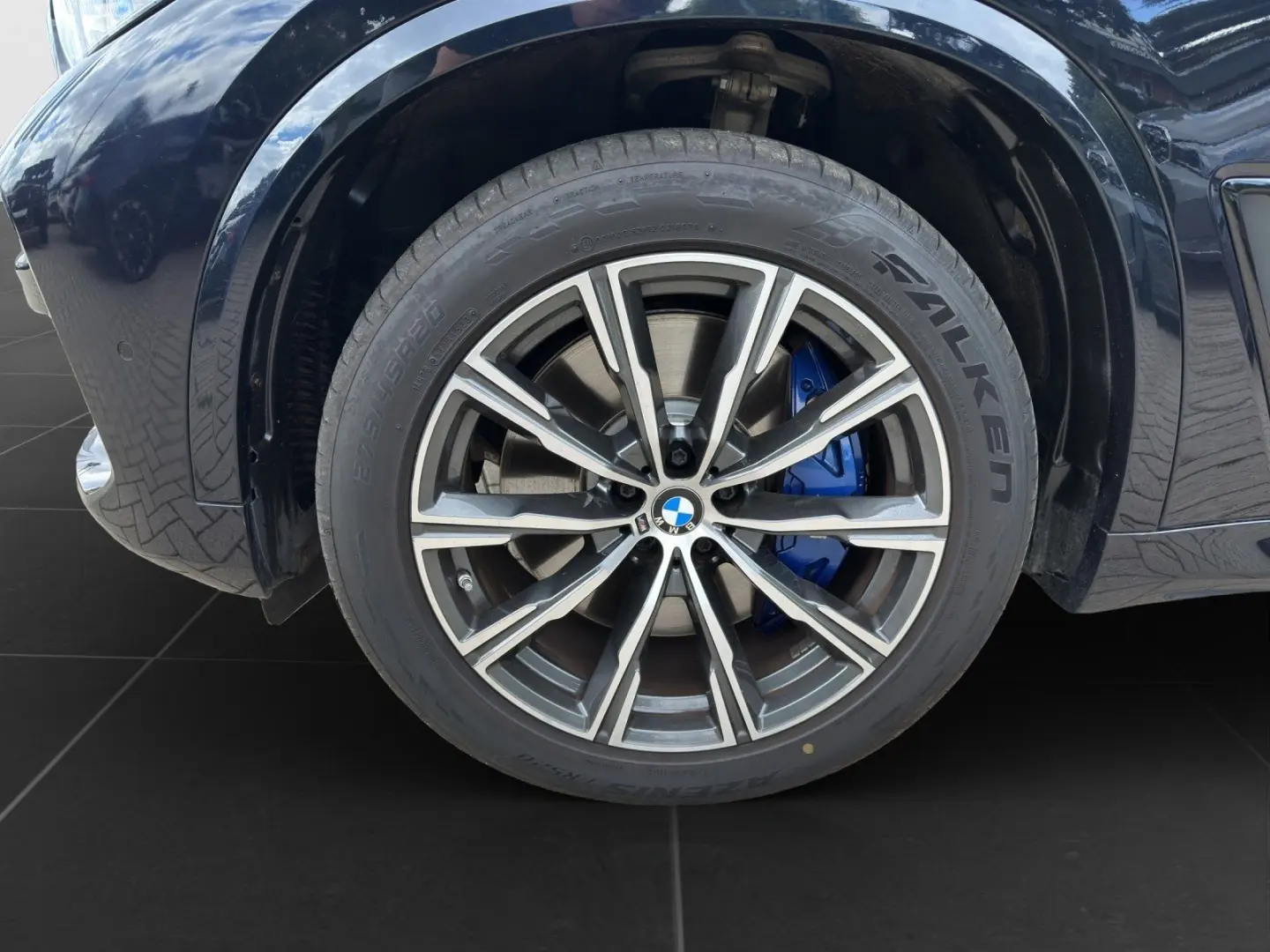 X5 xDrive40d 20    AHK   Harman Kardon   Pano