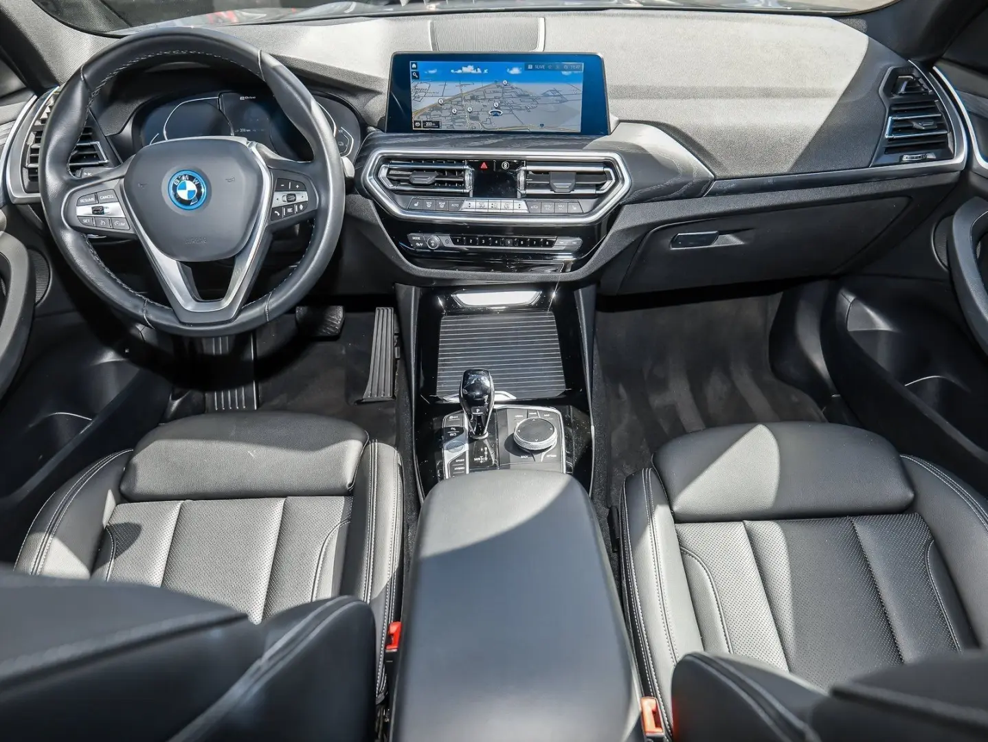 X3 xDrive30e RFK NAVI LED PDC V H DAB Parkass.