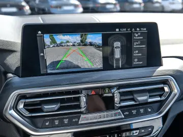 X3 xDrive30e RFK NAVI LED PDC V H DAB Parkass.