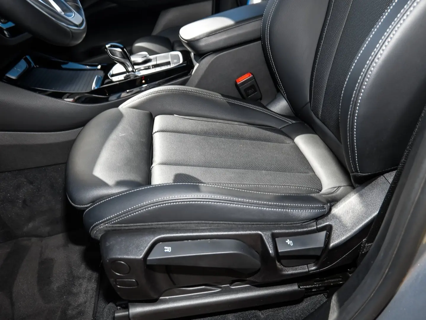 X3 xDrive30e RFK NAVI LED PDC V H DAB Parkass.