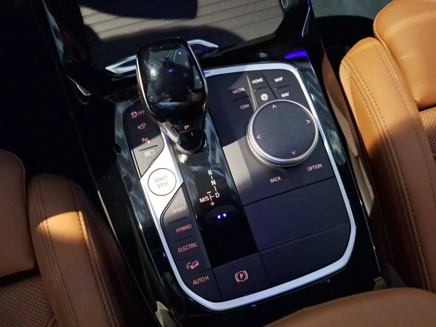 X3 xDrive30e M Sport DA PA  AHK HUD LCP DAB Shz