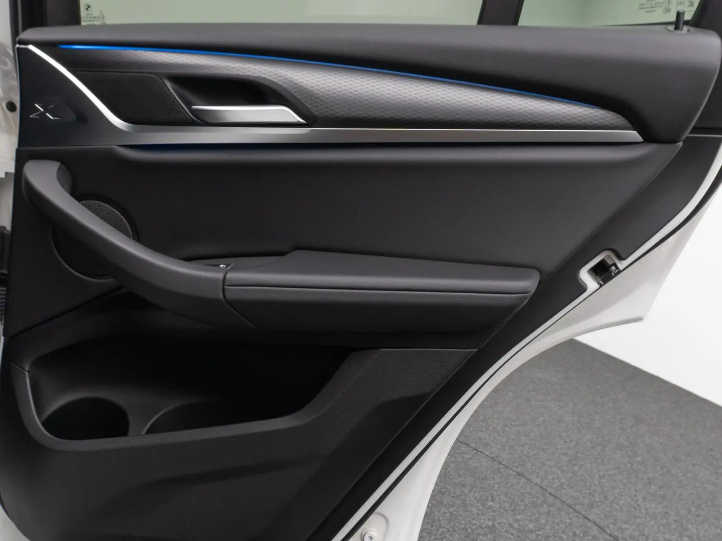 X3 xD30e M Sport Kamera DAB HiFi Fernlichtassist