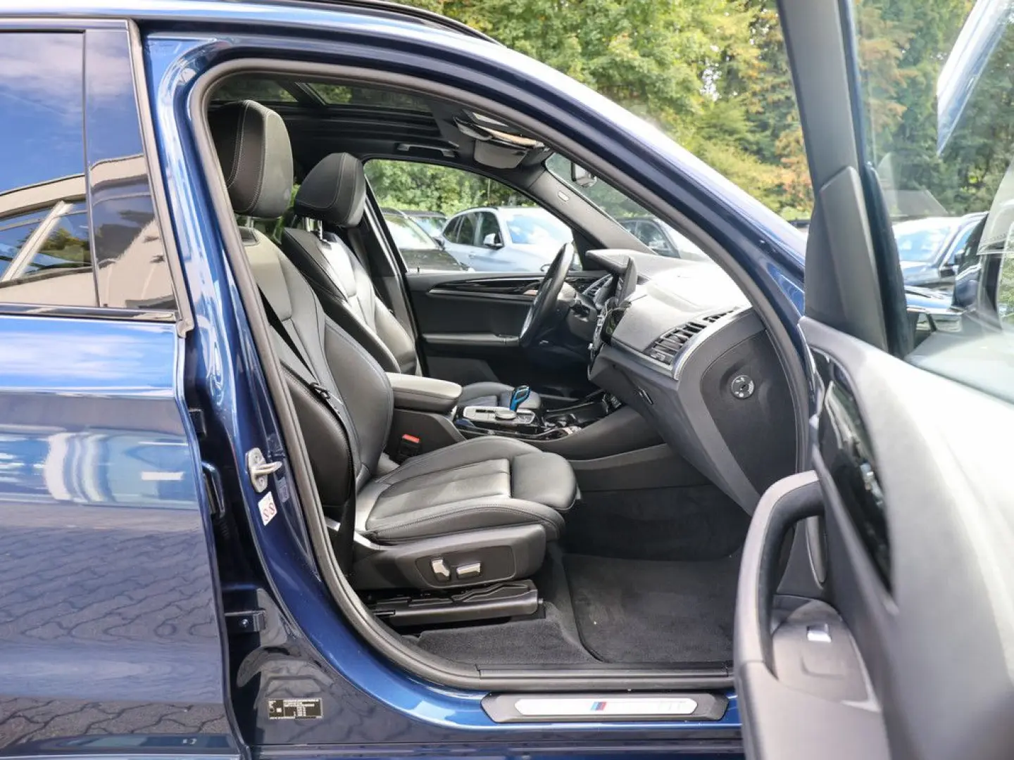 X3 Inspiring FACEL. PANO LED ACC W-LAN NAVI SHZ