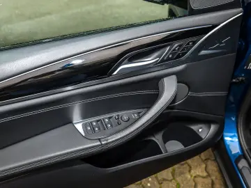 X3 xDrive30e Head-Up HiFi DAB LED WLAN Shz PDC