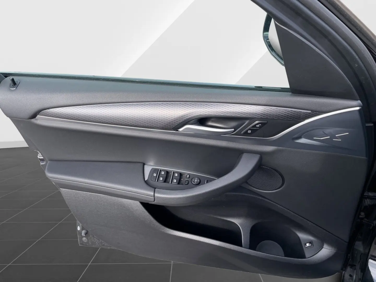 X3 xDrive30e M Sport Live  Driving Parking LED D