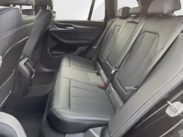 X3 xDrive30e M Sport Live  Driving Parking LED D