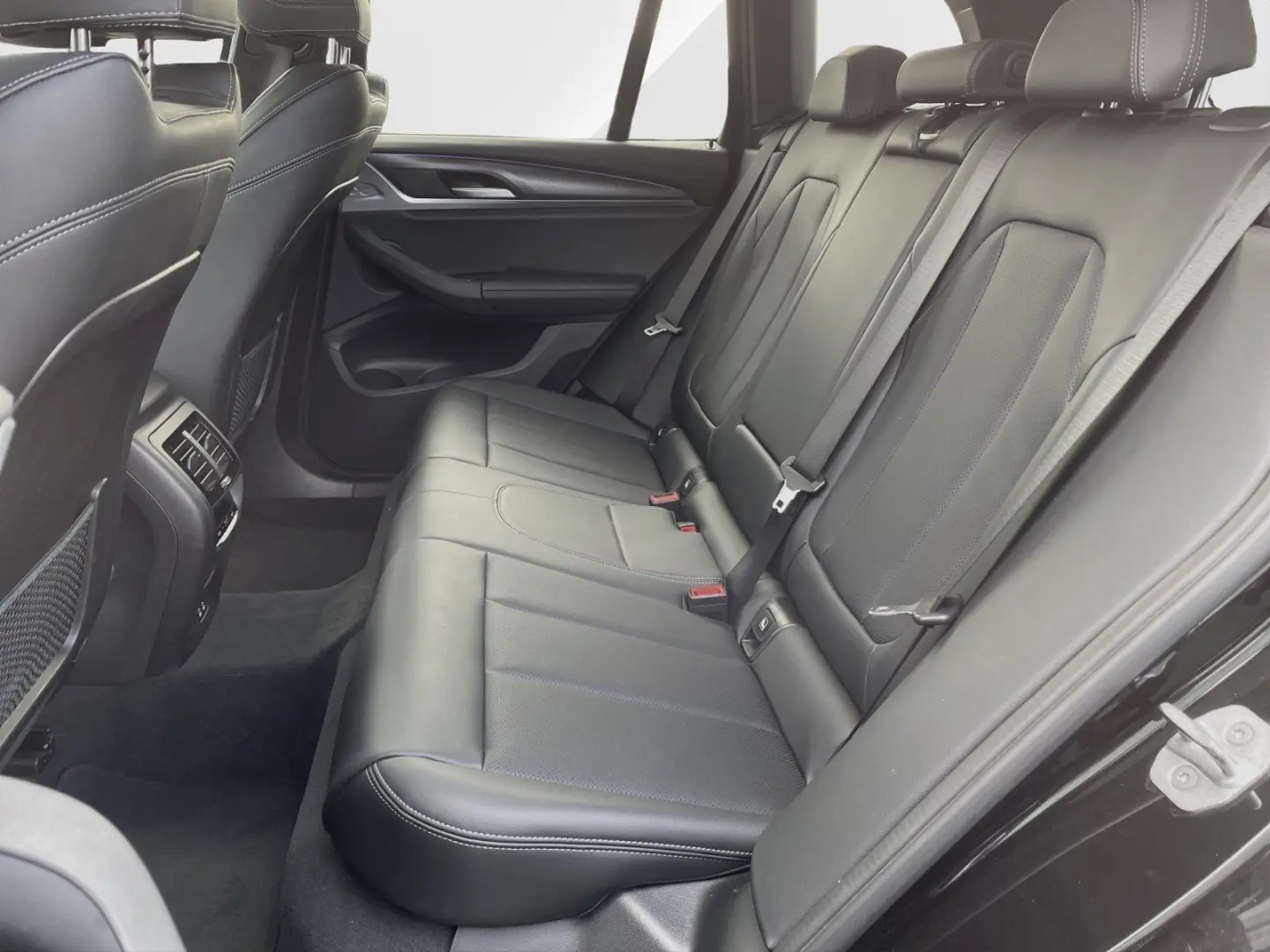 X3 xDrive30e M Sport Live  Driving Parking LED D