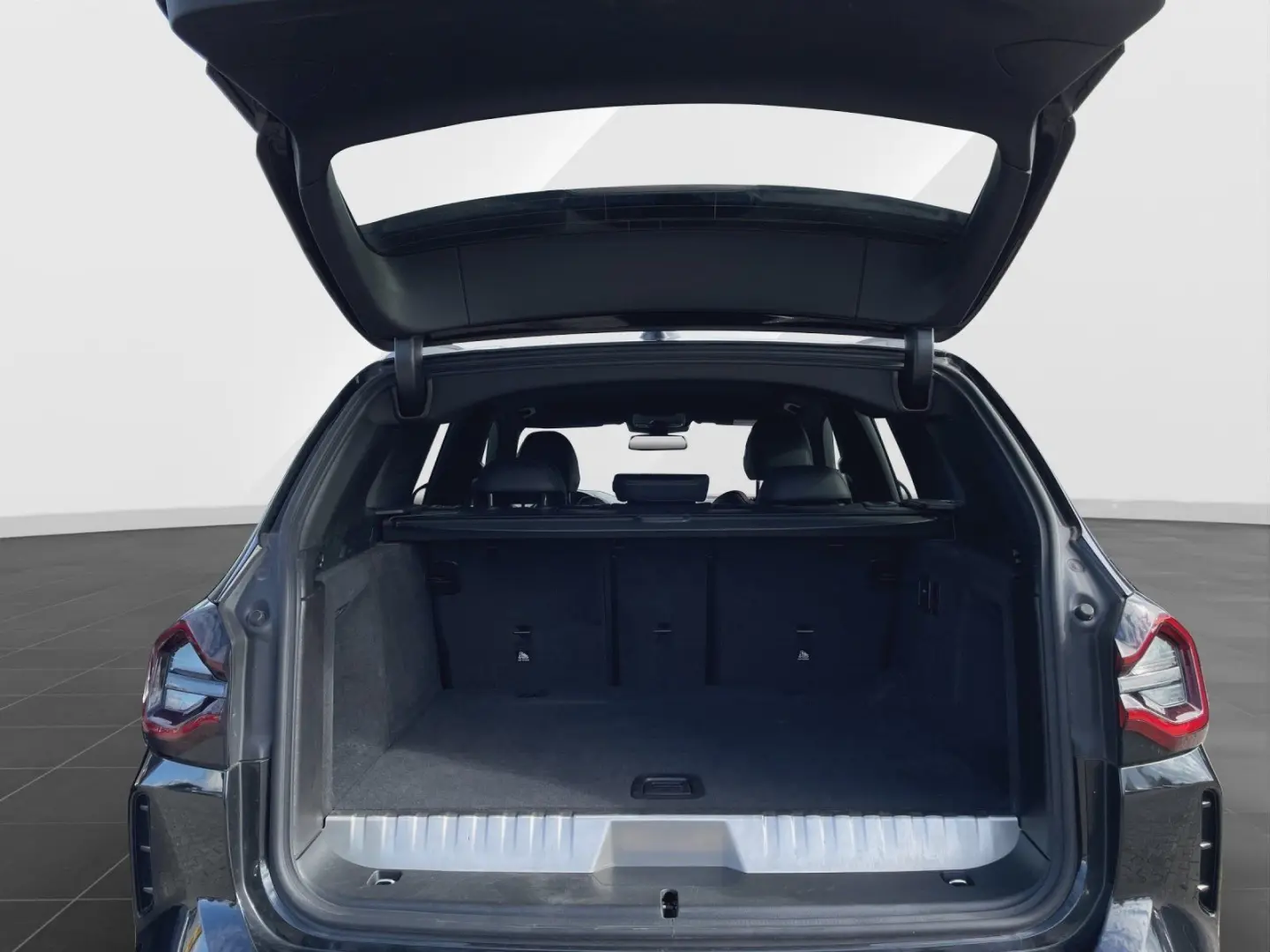 X3 xDrive30e M Sport Live  Driving Parking LED D