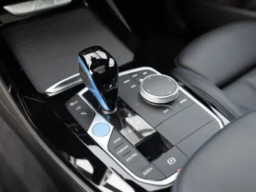 X3 Impressive PANO AHK HUD 360  LED ACC W-LAN