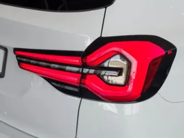 X3 xDrive 20d LED SHZ Temp Apple CarPlay