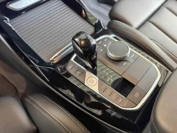 X3 xDrive 20d LED SHZ Temp Apple CarPlay