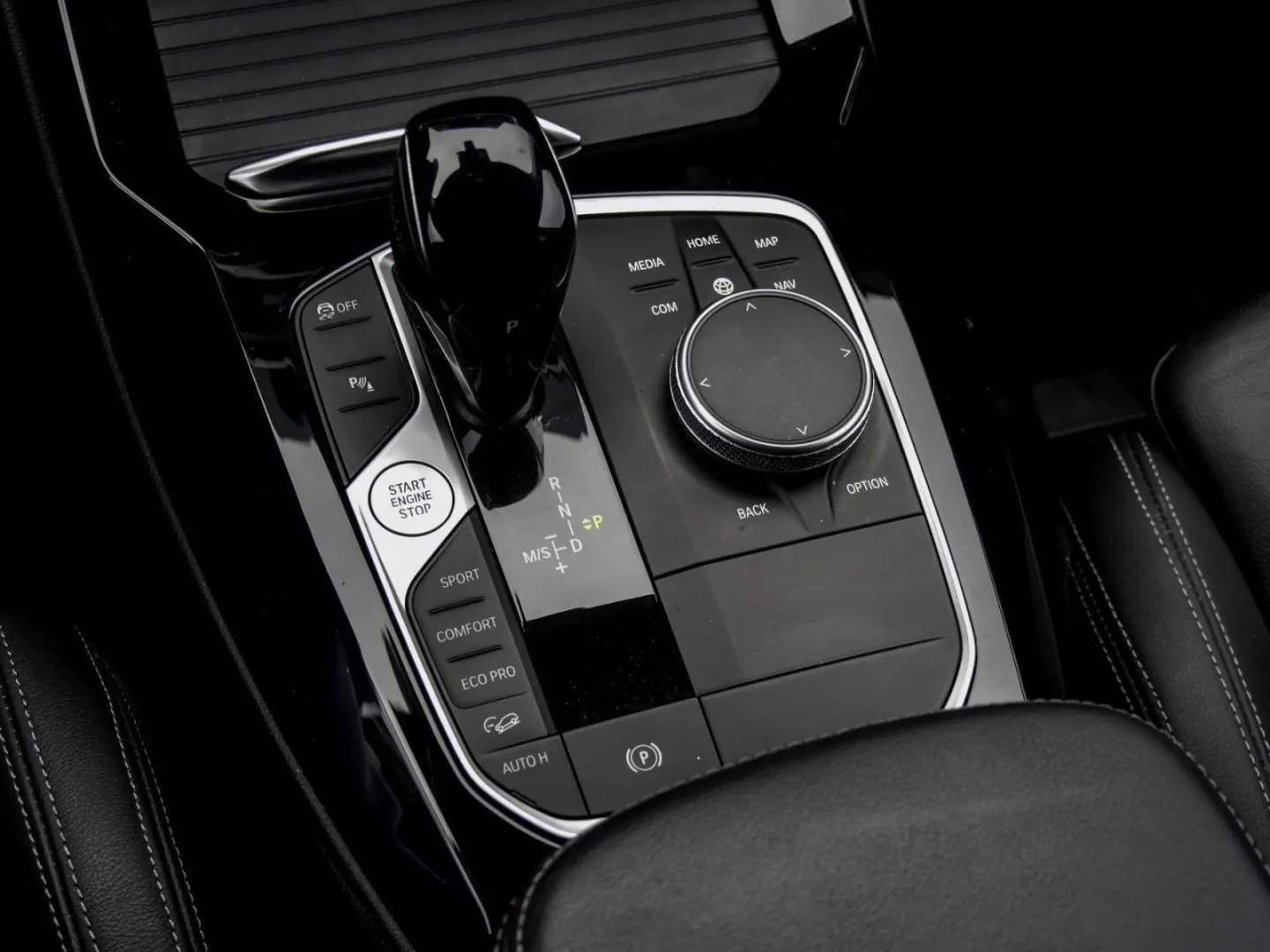 X3 xDrive30i ADAPT.LED HiFi DA PA SHZ 19