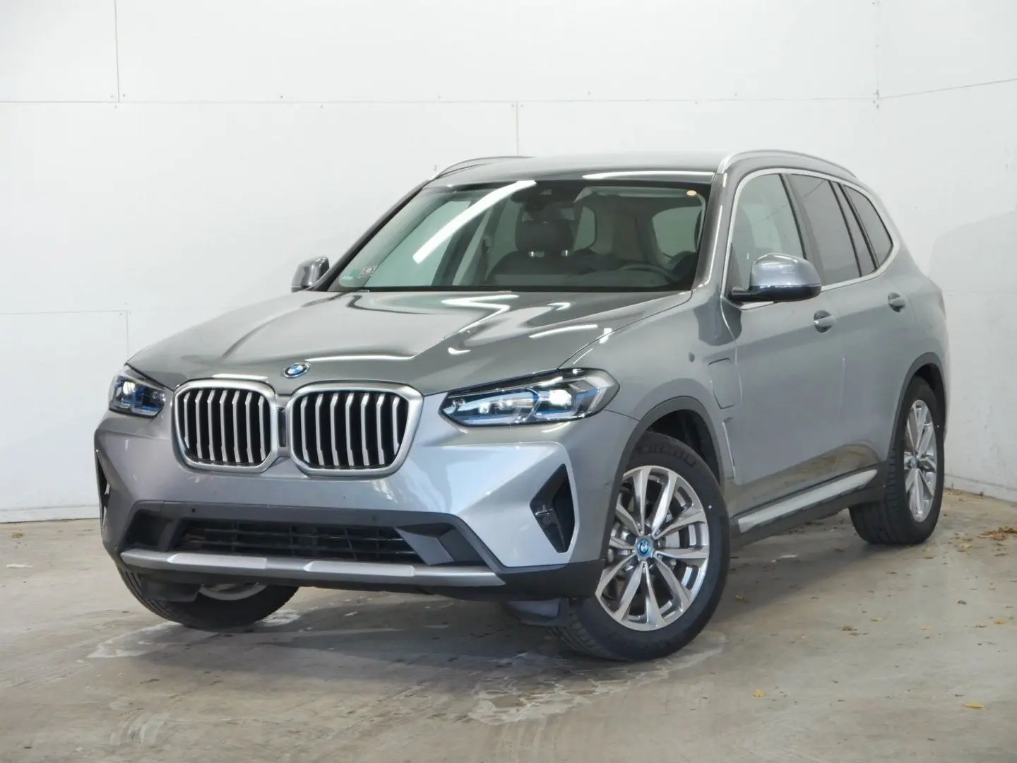 X3 xDrive 30e HuD KZU LED QI RFK MFL 3ZK Temp.