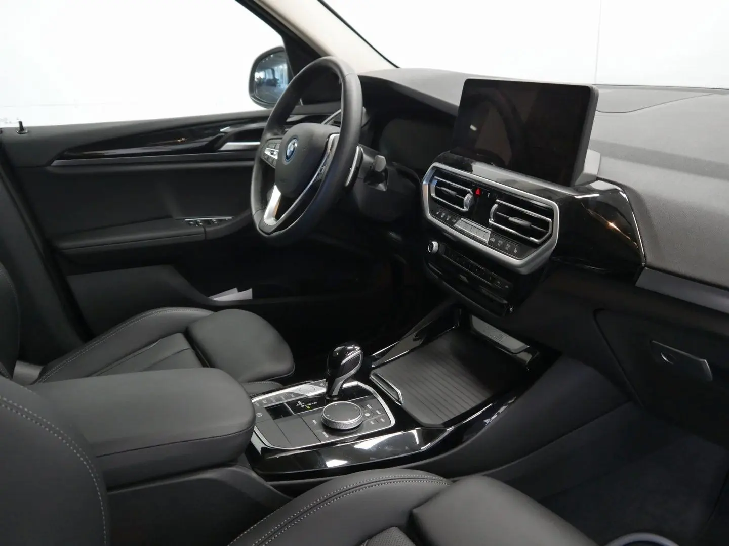 X3 xDrive 30e HuD KZU LED QI RFK MFL 3ZK Temp.