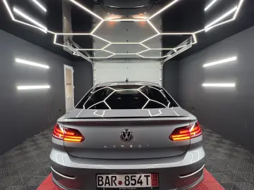 VW ARTEON  3xR-LINE  Faruri full MATRIX  2.0 TSI-190CP