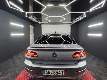 VW ARTEON  3xR-LINE  Faruri full MATRIX  2.0 TSI-190CP
