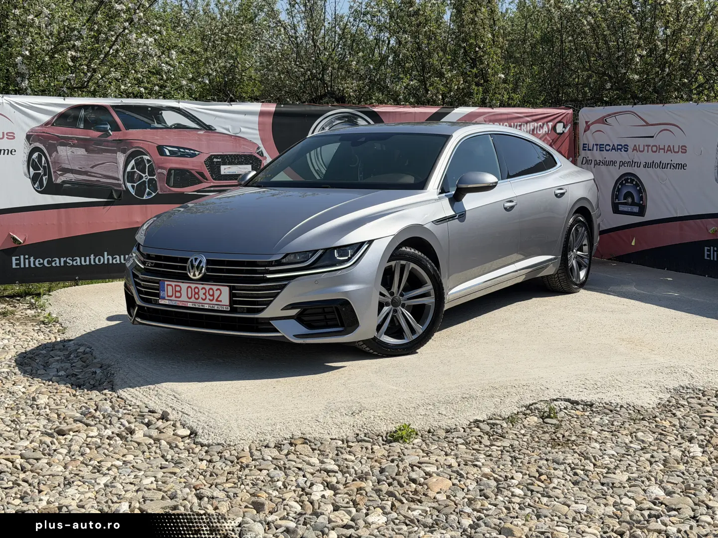 VW ARTEON  3xR-LINE  Faruri full MATRIX  2.0 TSI-190CP