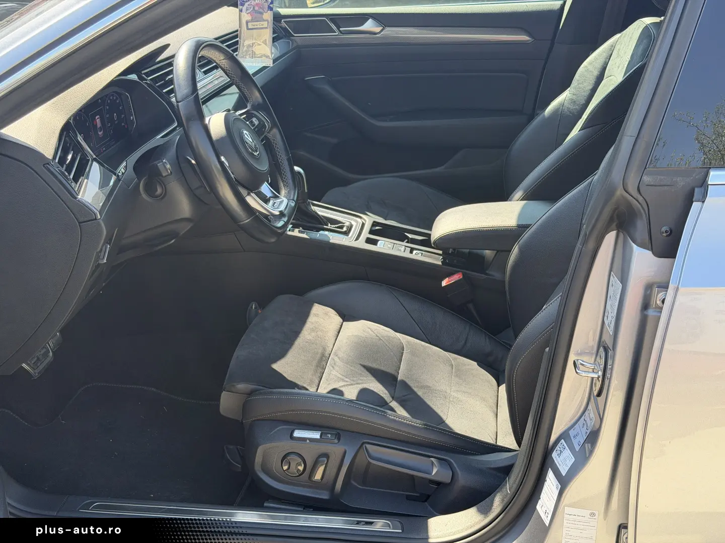 VW ARTEON  3xR-LINE  Faruri full MATRIX  2.0 TSI-190CP