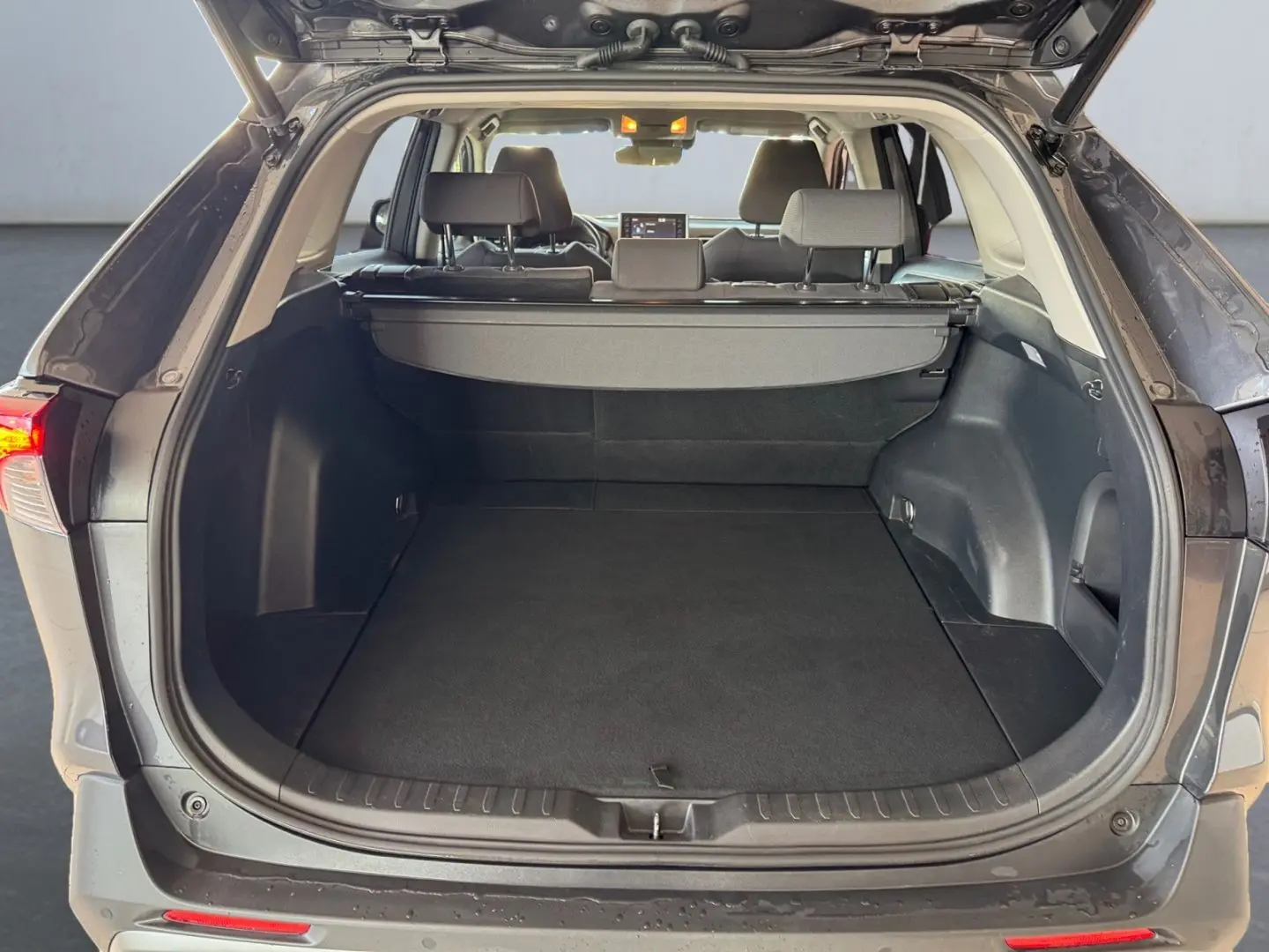 RAV 4 2.5 4x2 Hybrid Team D  AHK el Heck ACC CAM