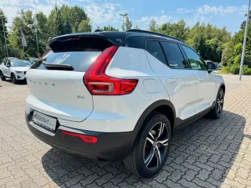 XC40 B4 Geartr. R-DESIGN - Pano - H K - Voll-LED