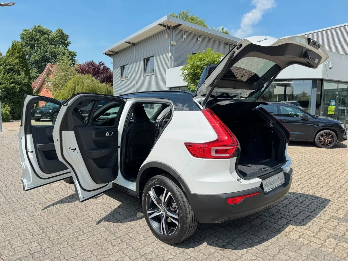 XC40 B4 Geartr. R-DESIGN - Pano - H K - Voll-LED