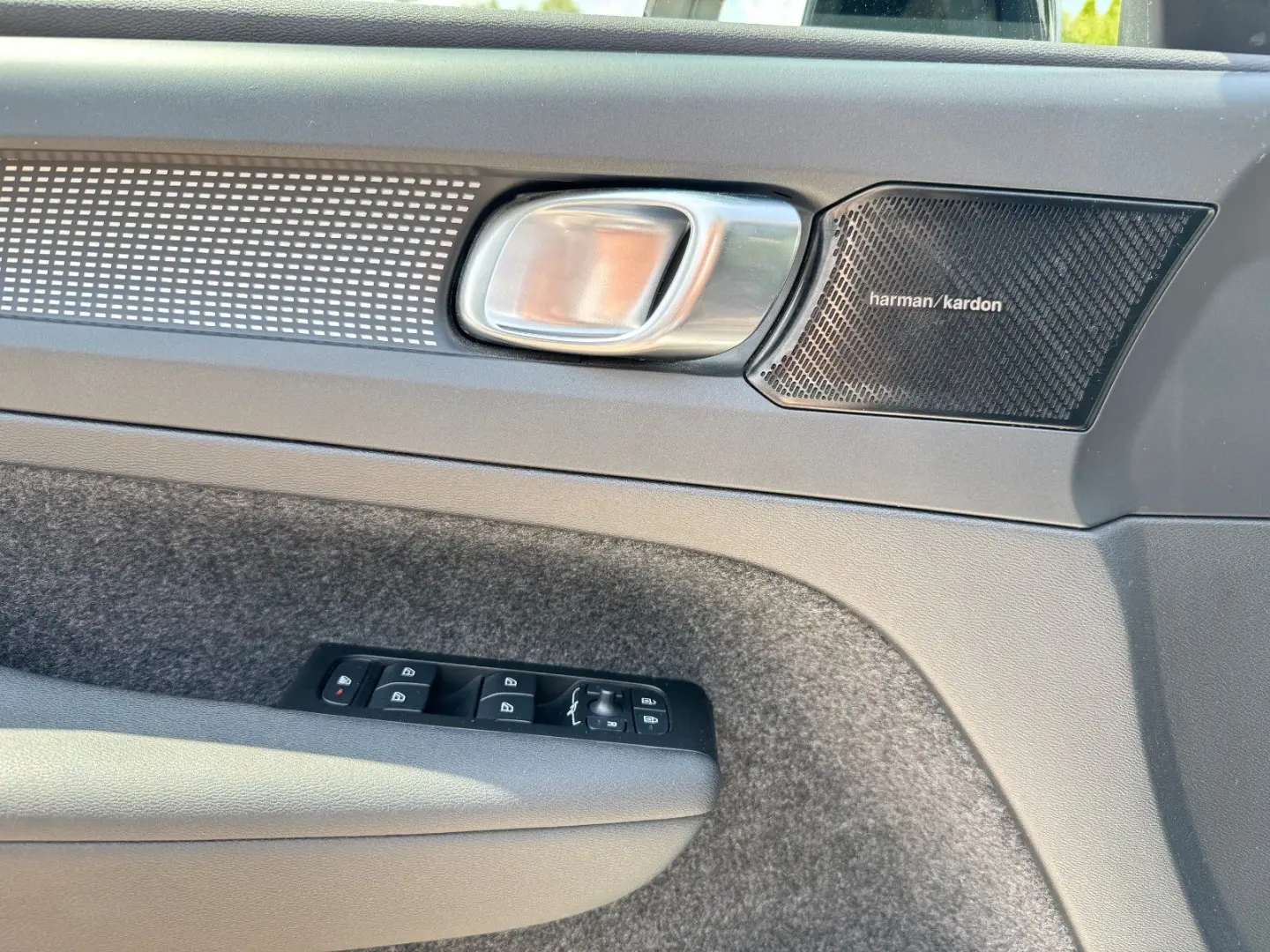 XC40 B4 Geartr. R-DESIGN - Pano - H K - Voll-LED