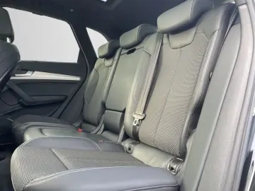Q5 40 TDI quattro S line PANO MAT LED ACC